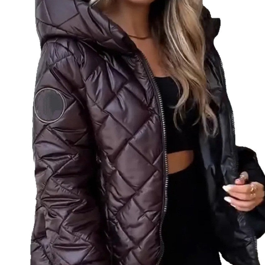 Veste courte à capuche légère et chaude pour femme